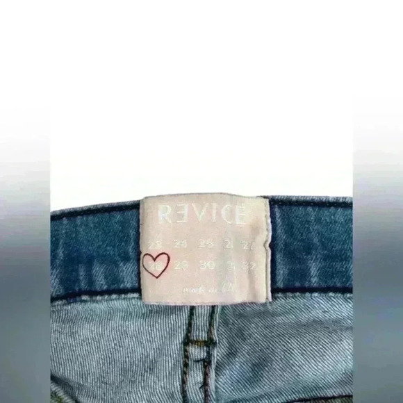 REVICE Denim High Rise Crop Mom Blue Jeans Distressed Light Wash Women's 28 USA - Picture 8 of 15
